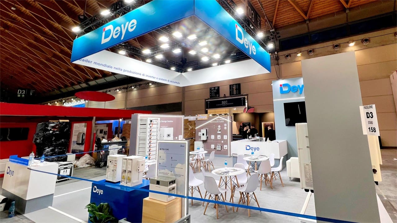 Deye Unveils Feature Products at the Energy Transition Expo in Italy